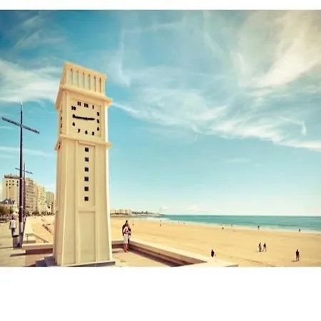 - 82 * Les Sables-dʼOlonne